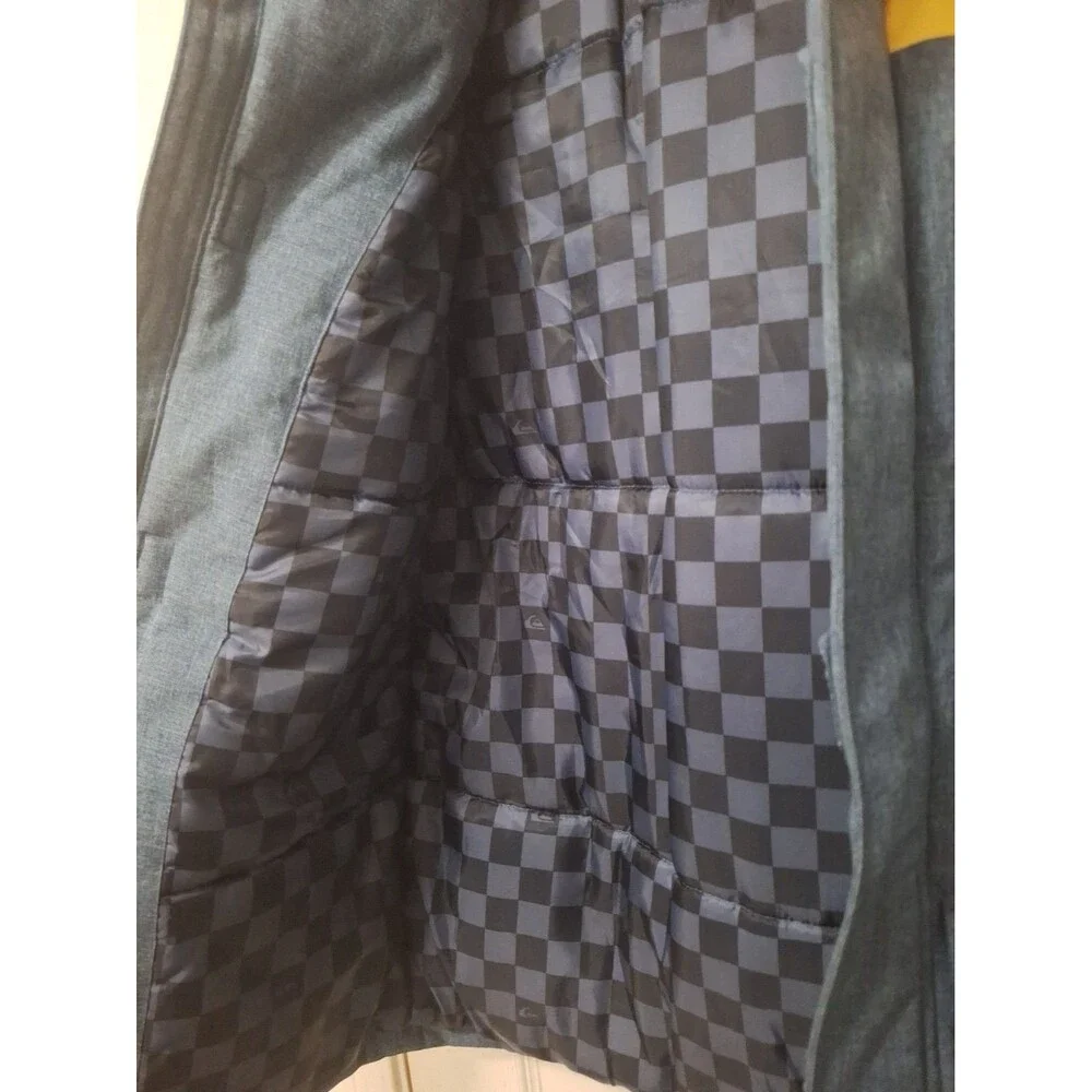 NWOT Quicksilver Youth Snowboard/Ski Jacket Medium 10/12 Yellow And Gray Zip